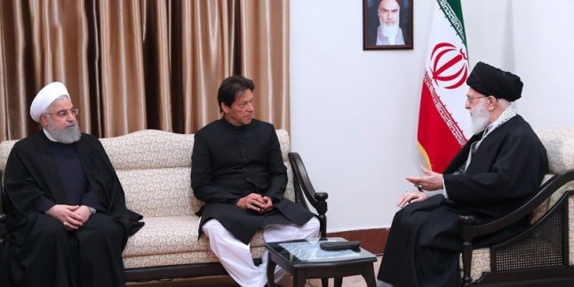 Pakistan Başbakanı, İmam Seyyid Ali Hamanei ile Görüştü