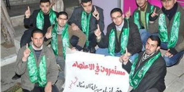 Beir Zeit ve Kudüs Üniversitelerinin Öğrencileri Siyasi Tutuklamalara Son Verilmesi İçin Eylem Başlattı…