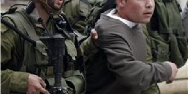 Korsan İsrail yine evleri bastı; bir yaralı 9 gözaltı