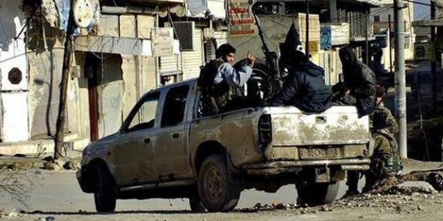 IŞİD Teröristleri Arasında İç Çatışma: 30 Terörist Öldü…