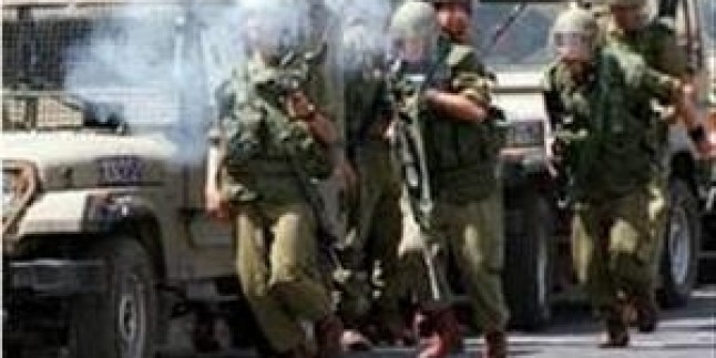 İşgal Güçleri Nablus’un Güneyinde Filistinlilerin Aracına Ateş Etti