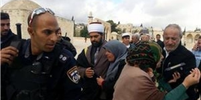 İşgal Polisi, Kudüslü İki Kadını Mescid-i Aksa Çıkışı Gözaltına Aldı…