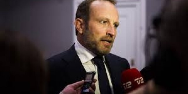 Danimarka Dışişleri Bakanı: Suriye Sorununun Çözümü İçin Suriye Cumhurbaşkanı’yla Görüşülmesi Gerekiyor…