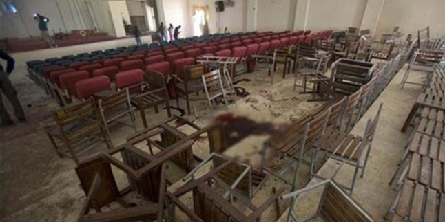 Pakistan’da baskına uğrayan okul yeniden açıldı