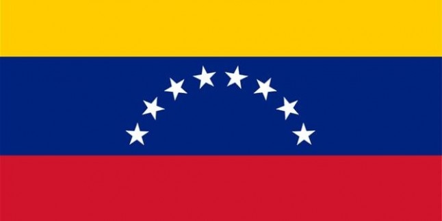 Venezuela, El Salvador’a Kampanya Kapsamında 50 bin bilgisayar gönderiyor.