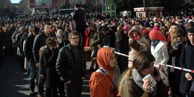 Bir Türkiye Gerçeği: 3 bin 900 kişilik kadroya 60 bin kişi başvurdu…