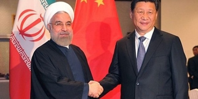 İran Cumhurbaşkanı Hasan Ruhani ve Çin Cumhurbaşkanı Xi Jinping, Tahran-Pekin ilişkilerini ele aldılar.