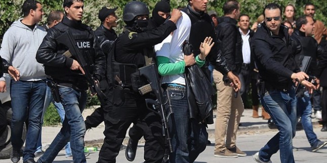 Suriye ve Irak’ta 6 bin civarında Tunuslu terörist var