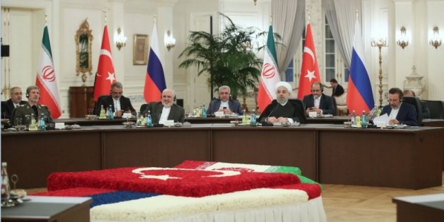 Hasan Ruhani: Amerika’nın Suriye’deki varlığı gayrı meşrudur