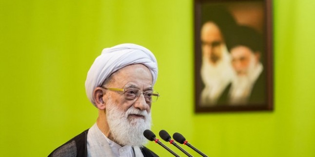 Tahran Cuma İmamı Ayetullah Kaşani: Düşmanlar Erbain Yürüyüşü merasiminden korkuyor