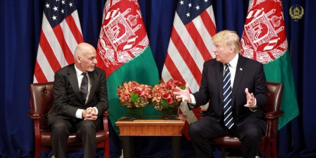 Trump’tan Afganistan’a habersiz ziyaret