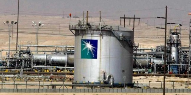 Dünyanın en büyük petrol şirketi Suudi Aramco, beş Çin şirketiyle petrol anlaşması yaptı