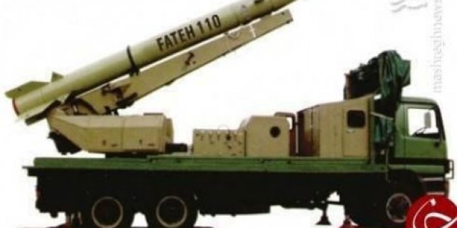 İran İslam Cumhuriyeti Ordusu Büyük Şeytan ABD’nin Aynul Esed Üssünü Fatih-110 Füzeleriyle Vurdu