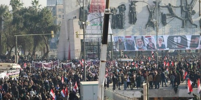 Bağdat’ta ABD’ye karşı geniş kapsamlı protesto gösterisi düzenlendi