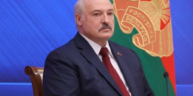 Lukaşenko: Belarus’a getirilmesi planlanan Rus nükleer silahlarının yarısı ülkeye konuşlandırıldı