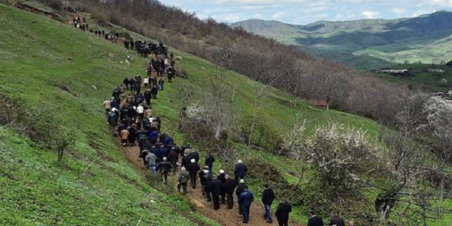 100 binden fazla Ermeni Karabağ’ı terk etti