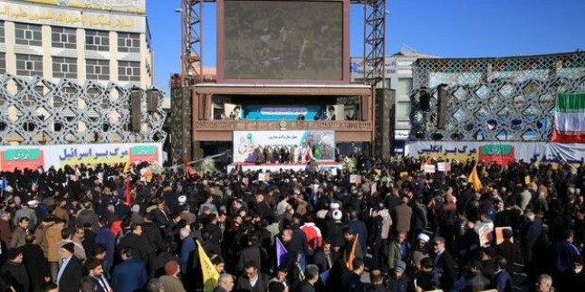 İran’da 30 Aralık destanının yıldönümü törenleri düzenlendi