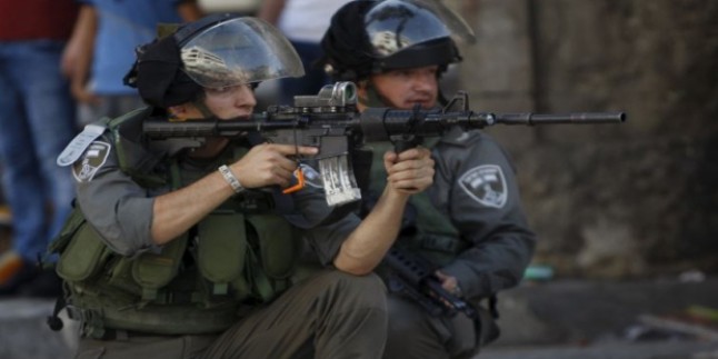 Siyonist yerleşimciler intifada korkusundan silahlanmaya başladı