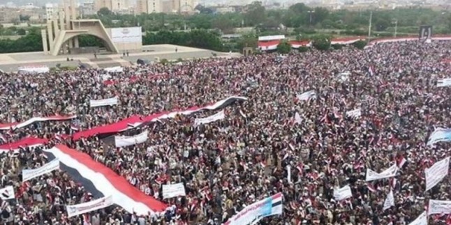 Yemen’de Aşura gününde protestolar