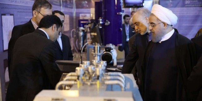 İran Cumhurbaşkanı Ruhani’nin katılımıyla yeni bazı nükleer kazanım tanıtıldı