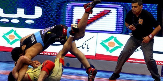 İran Uluslararası Tahti Grekoromen güreş müsabakalarının şampiyonu