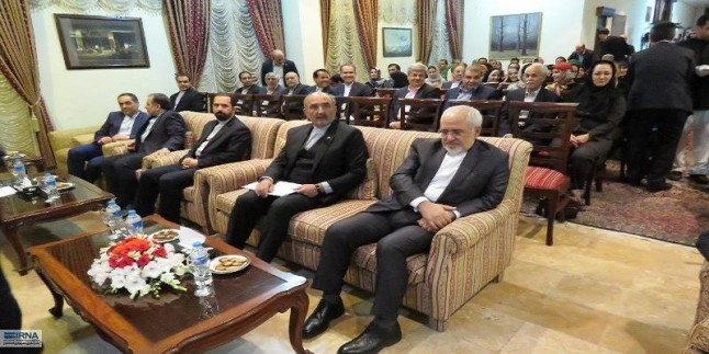 Cevad Zarif : İran ve Pakistan ilişkileri diğer ülkeler için model olabilir