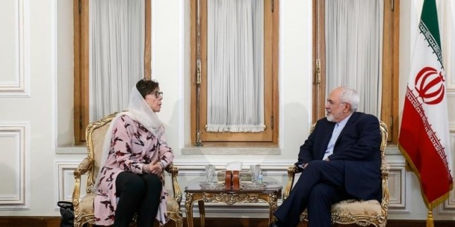 Zarif: Avrupa nükleer anlaşmanın korunması için daha fazla çaba göstermelidir