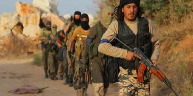 Teröristler İdlib’de 45 kişiyi idam etti