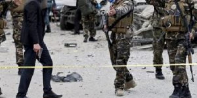 Afgan ordusundan 6 asker patlamada öldü