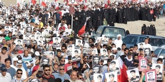Siyonist Bahreyn Rejimi, İnkılapçı Halkı Cezalarla Susturmaya Çalışıyor