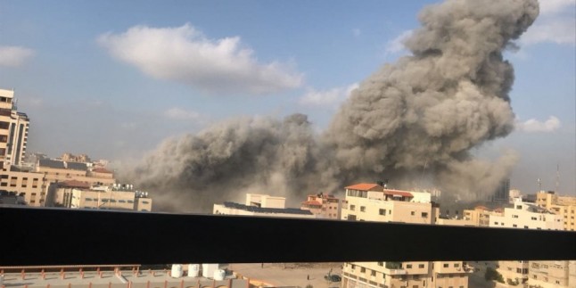 Siyonist İsrail Ordusu Gazzeye Yönelik Geniş Çaplı Bir Hava Operasyonu Başlattı