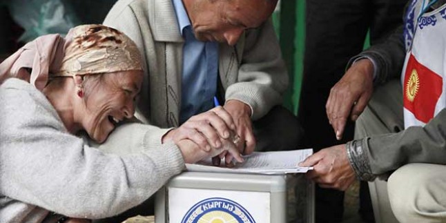 Kırgızistan sandık başında