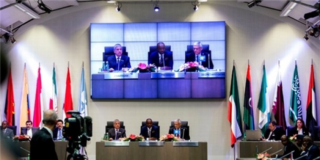 OPEC’in üretim tavanı değişmedi