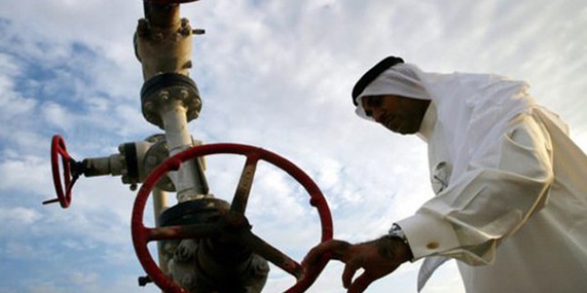 Suudi Arabistan’ın petrol gücü gittikçe zayıflıyor
