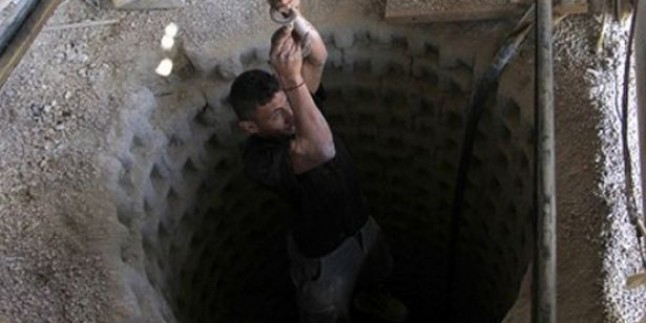 Mısır Rejimi Filistinlilerin tünelini suyla doldurdu: 4 Filistinli şehit oldu