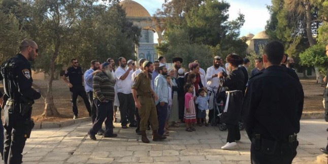 Siyonistler Bu Sabah Mescid-i Aksa’ya Baskın Düzenledi